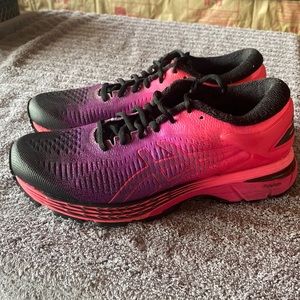 ASICS GEL-KAYANO 25 Running Shoe size 8